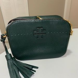 Tory Burch McGraw Crossbody bag in Pine Green